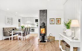 Private Room In Shared Apartment