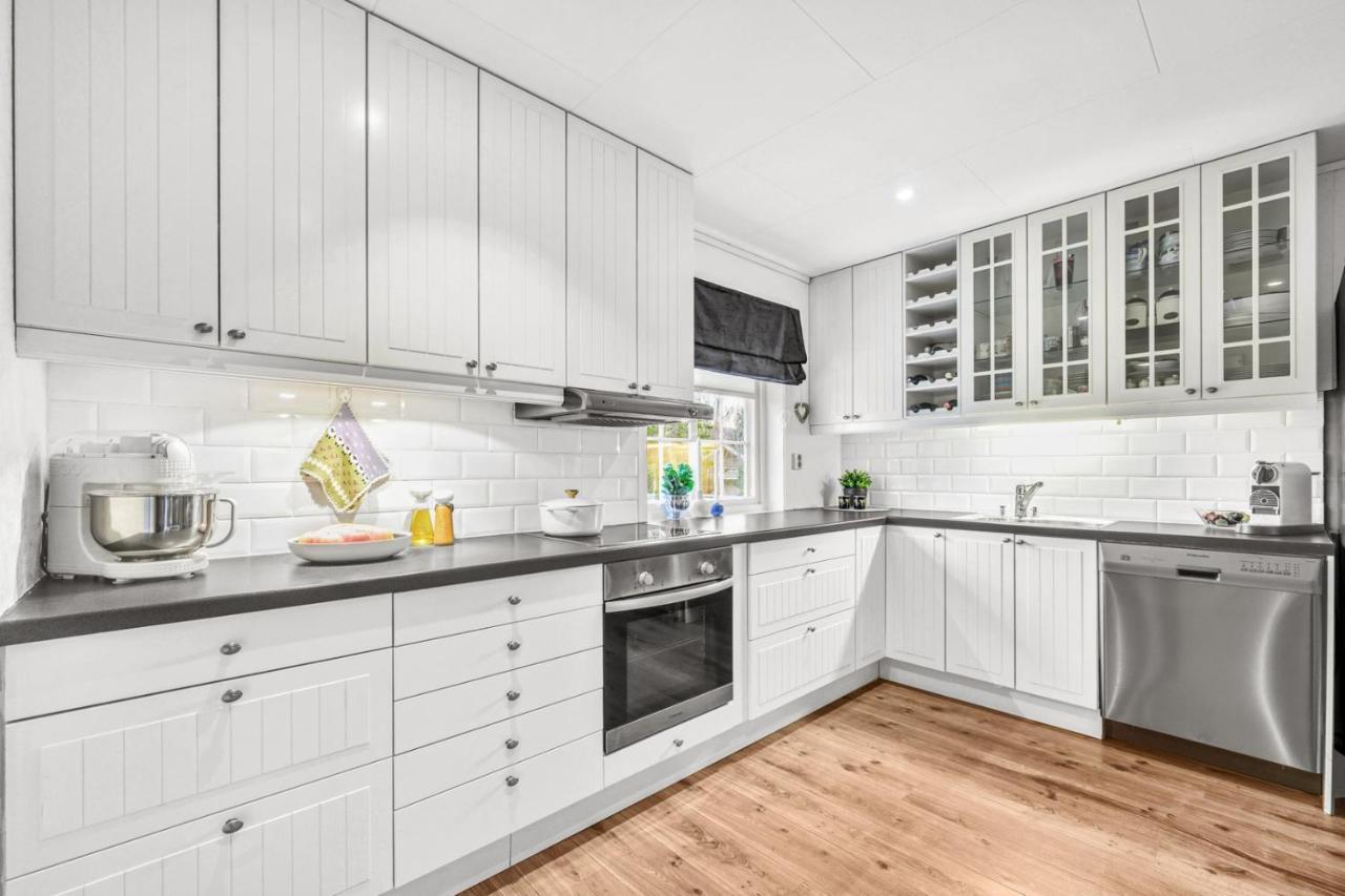 Private Room In Shared Apartment Trondheim Exterior photo
